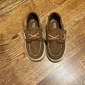 Boys dock shoes